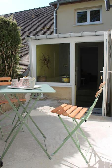 Maison Renovee Atoue Loc Villa Fresnay-sur-Sarthe Bagian luar foto