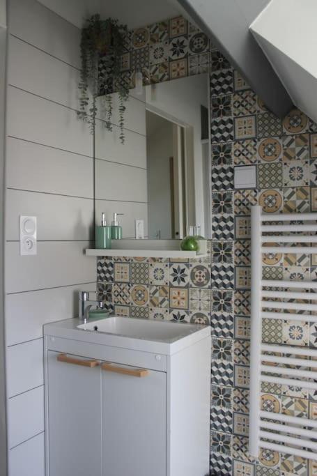 Maison Renovee Atoue Loc Villa Fresnay-sur-Sarthe Bagian luar foto