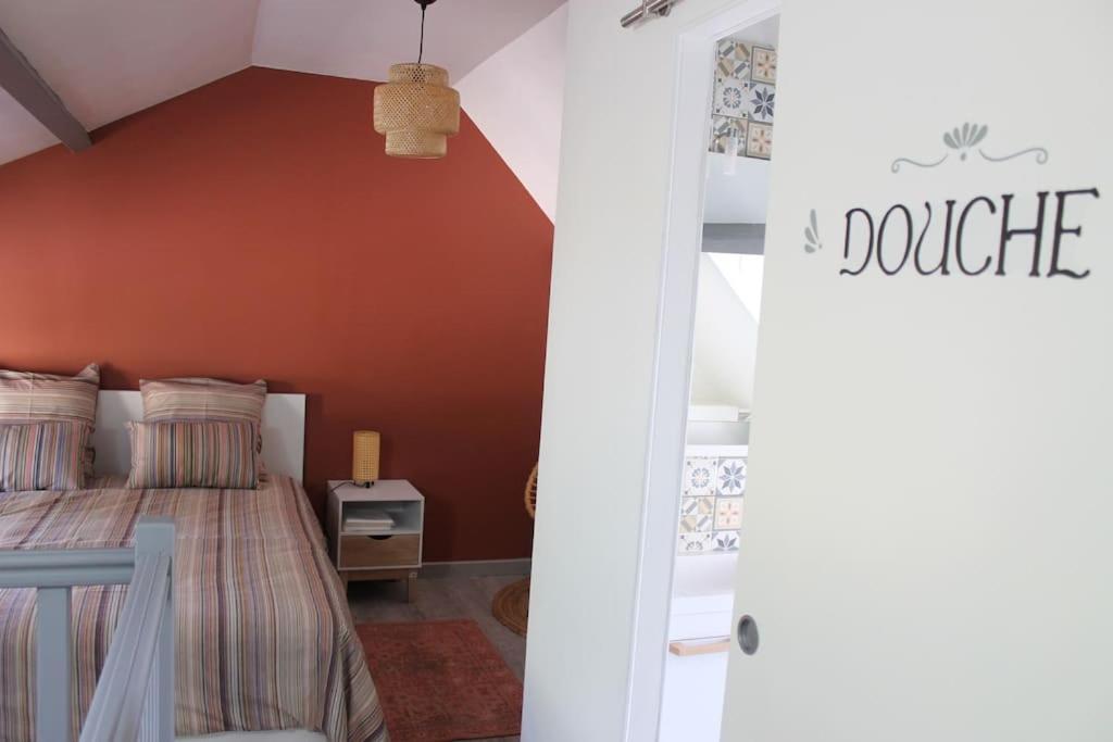Maison Renovee Atoue Loc Villa Fresnay-sur-Sarthe Bagian luar foto